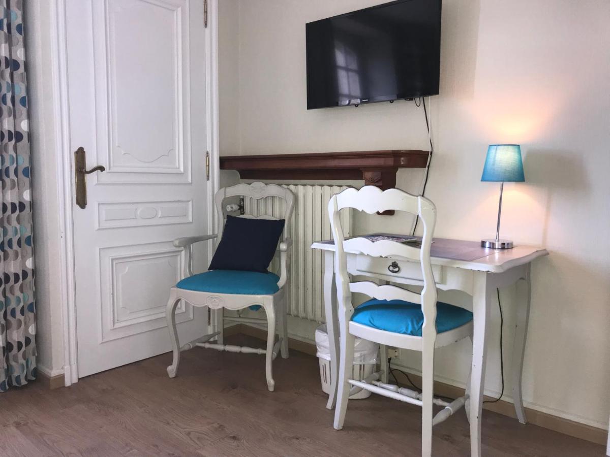 Hotel Les Deux Magots La Roche-Bernard Esterno foto